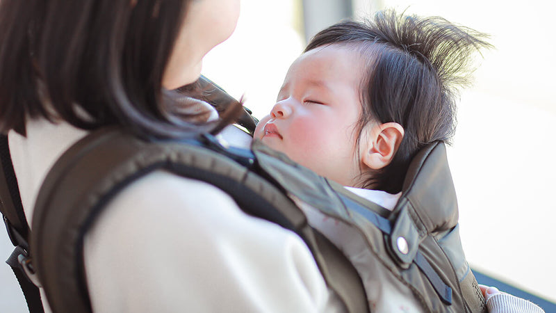 新生児や首すわり前でも使える抱っこ紐は「安心」で選ぶのがおすすめ！気をつけたい注意点も解説