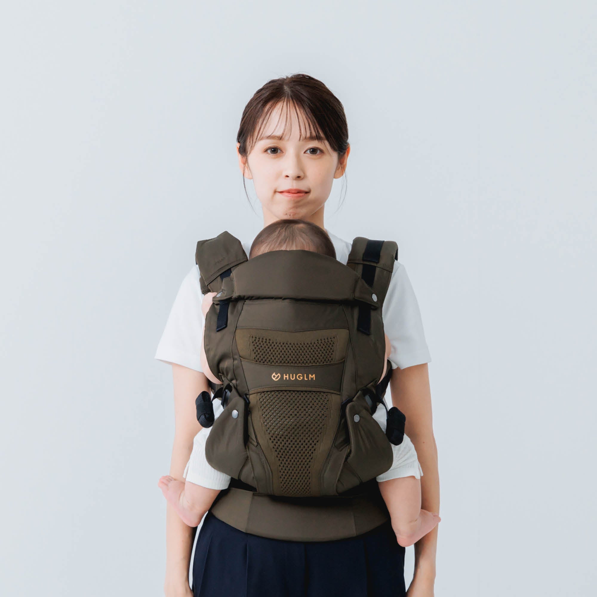 ハグルム　ベビーキャリア 抱っこ紐｜職人がつくる機能性 抱っこ紐 HUGLM（ハグルム）